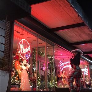 Meet your Posher, Karrie